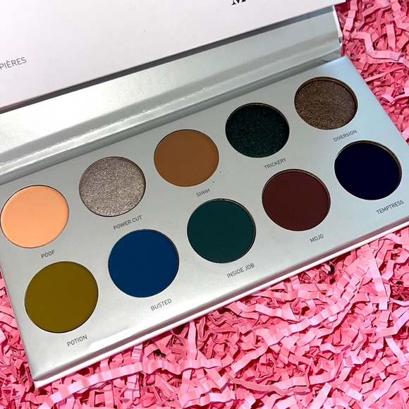 ❄️MASSIVE SALE $$ FIRM❄️ 🆕🖤 DARK MAGIC Palette - Picture 3 of 9